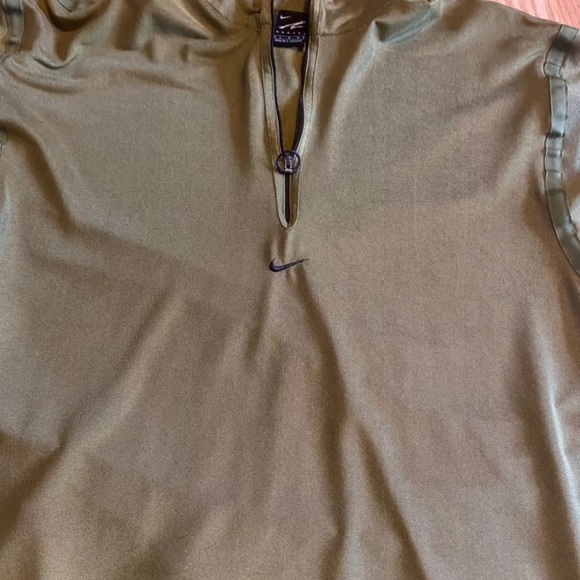 Nike Agassi - Picture 2 of 2